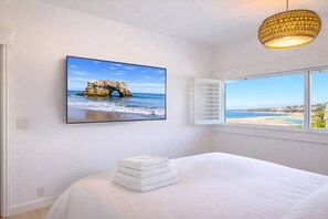 4 bedrooms, free WiFi, bed sheets