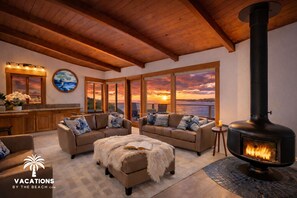 Smart TV, fireplace, books