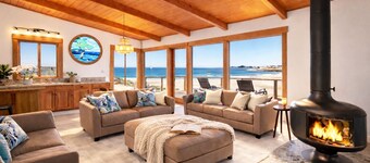 Frente a la playa de arena Surfside! 