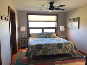 2 chambres, fer et planche à repasser, lit parapluie, Wi-Fi gratuit