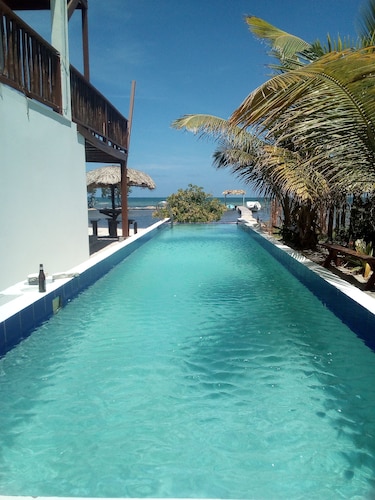 Secluded Beachfront Home / Pool, Dock, Rooftop Views