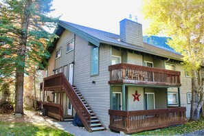 Exterior - Walk 2 Baldy/River, Pool,Hot Tub, Bikes, Private Ski Locker at Mtn, Grt reviews  (Ketchum)