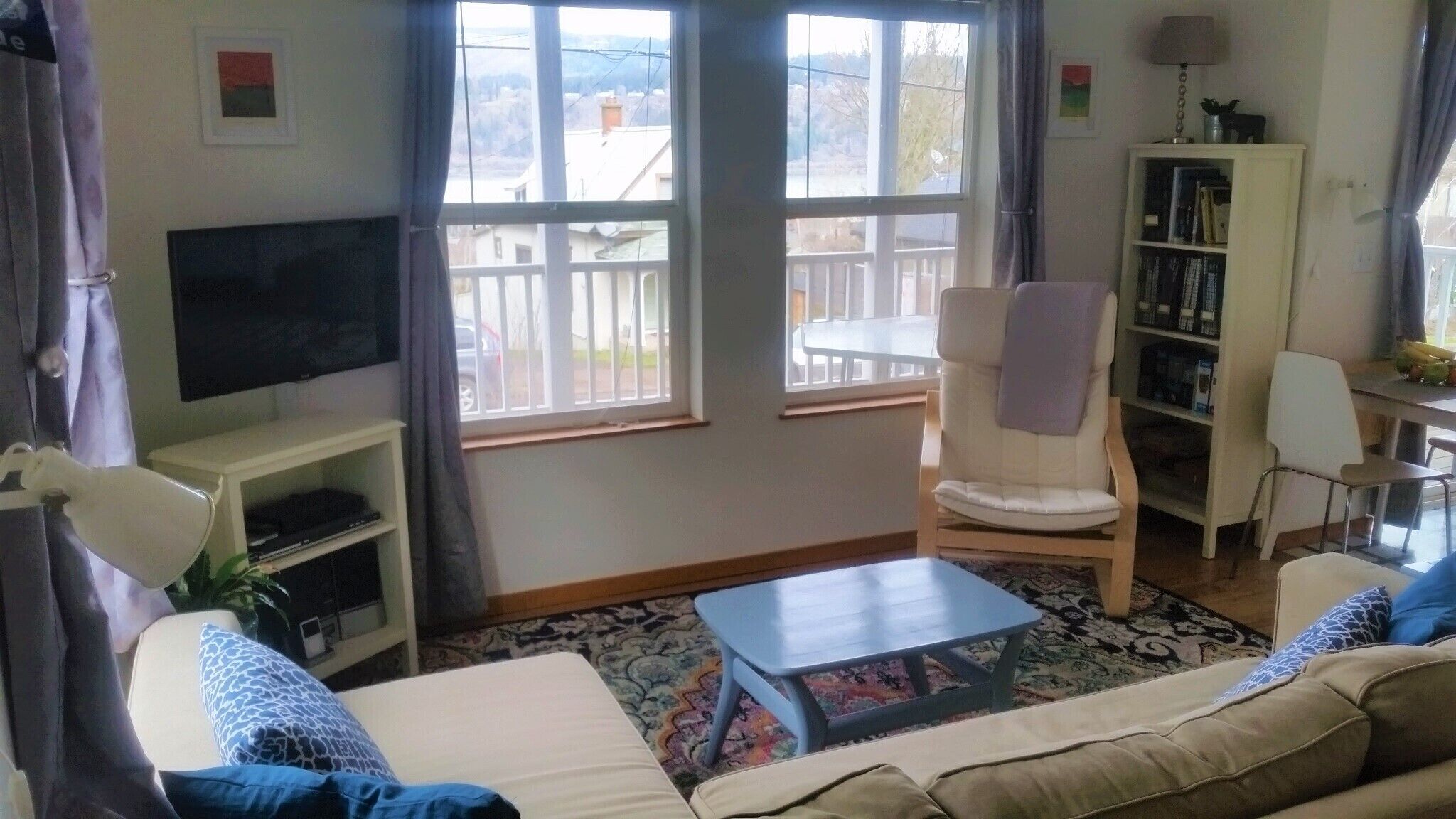 Cozy & Convenient 2BR/1BA Downtown Apartment