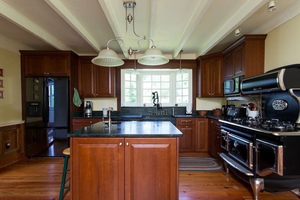 Historic home outside of  Charlottesville, close to Shenandoah