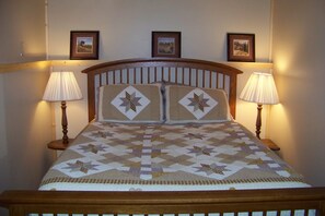 4 bedrooms, free WiFi, bed sheets