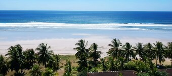 Rustic Beachfront Retreat in San Miguel, Guanacaste, sleeps 12