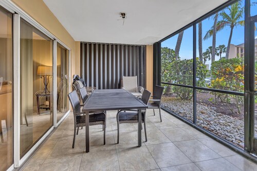 Eigentumswohnung in Jupiter Bay Resort, neu mit Zugang zum Strand umgestaltet