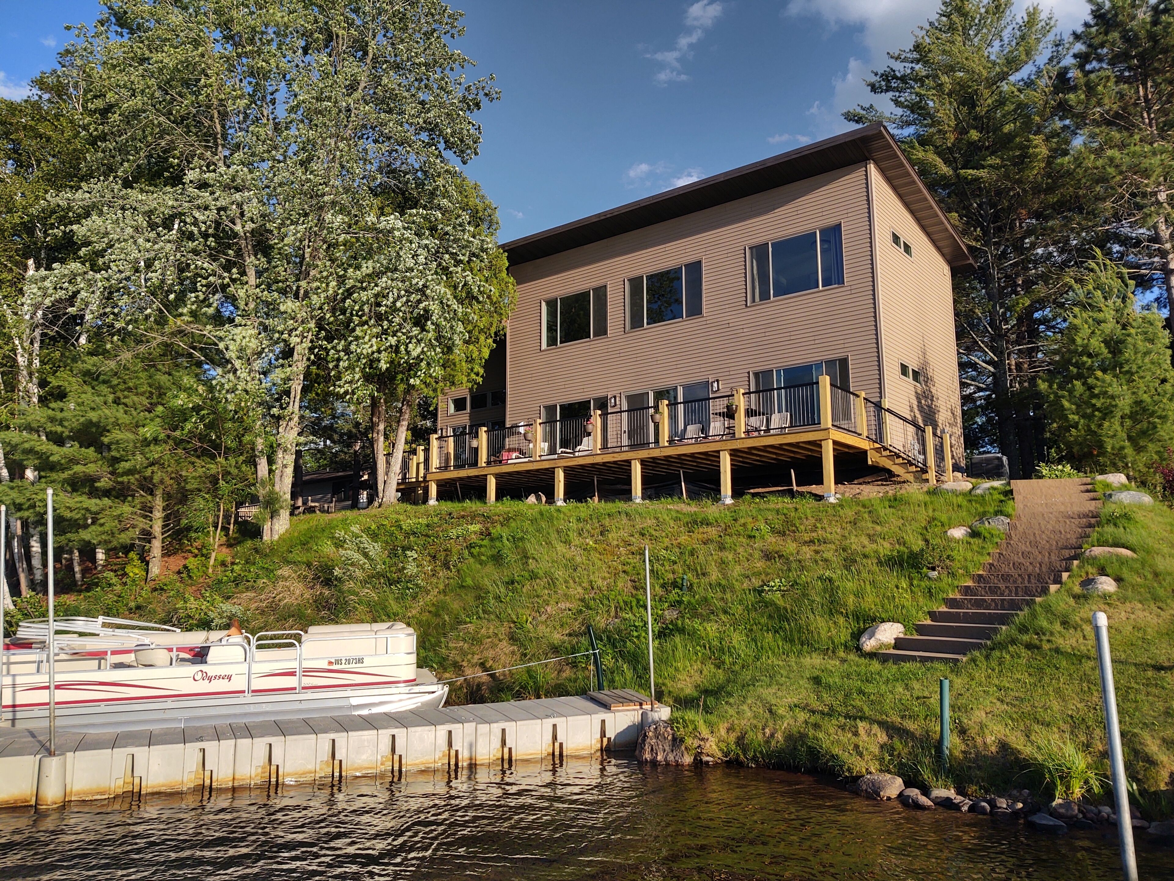 Shoreview Sunset Cottage--Perfect every season!