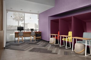 Business centre - Tru by Hilton Orangeburg (Orangeburg)