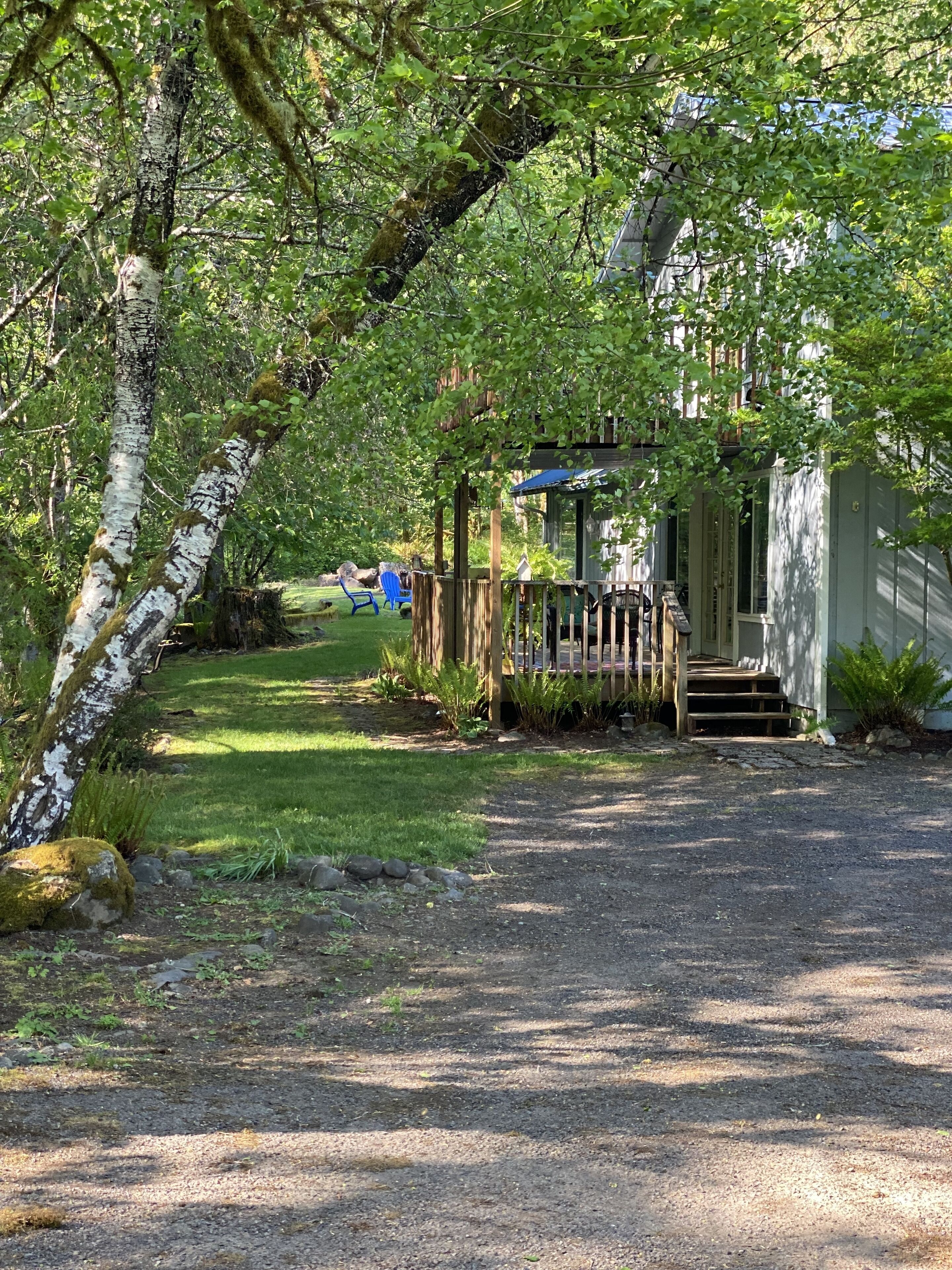 Creekfront Home with Large Covered Porch and Fire Pit...Pet-Friendly!