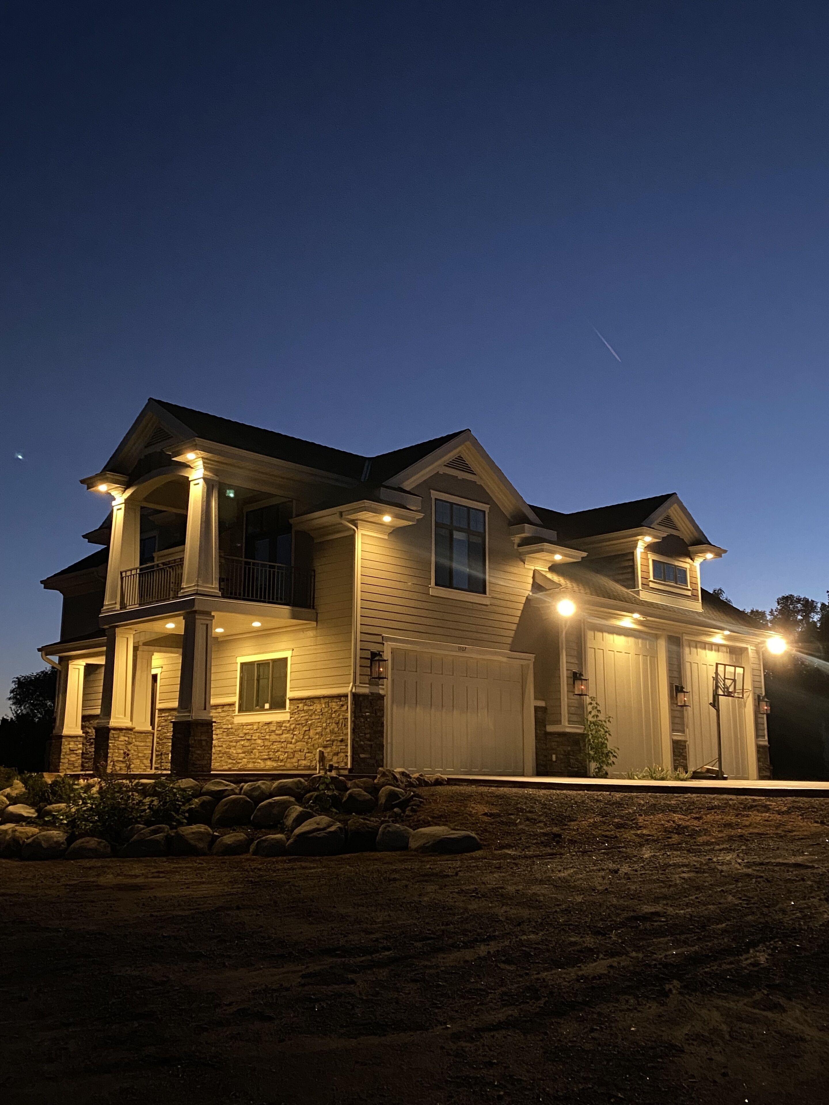 1-bedroom Full Luxury Guest Home In Salt Lake City, Gorgeous Views, close to Fwy