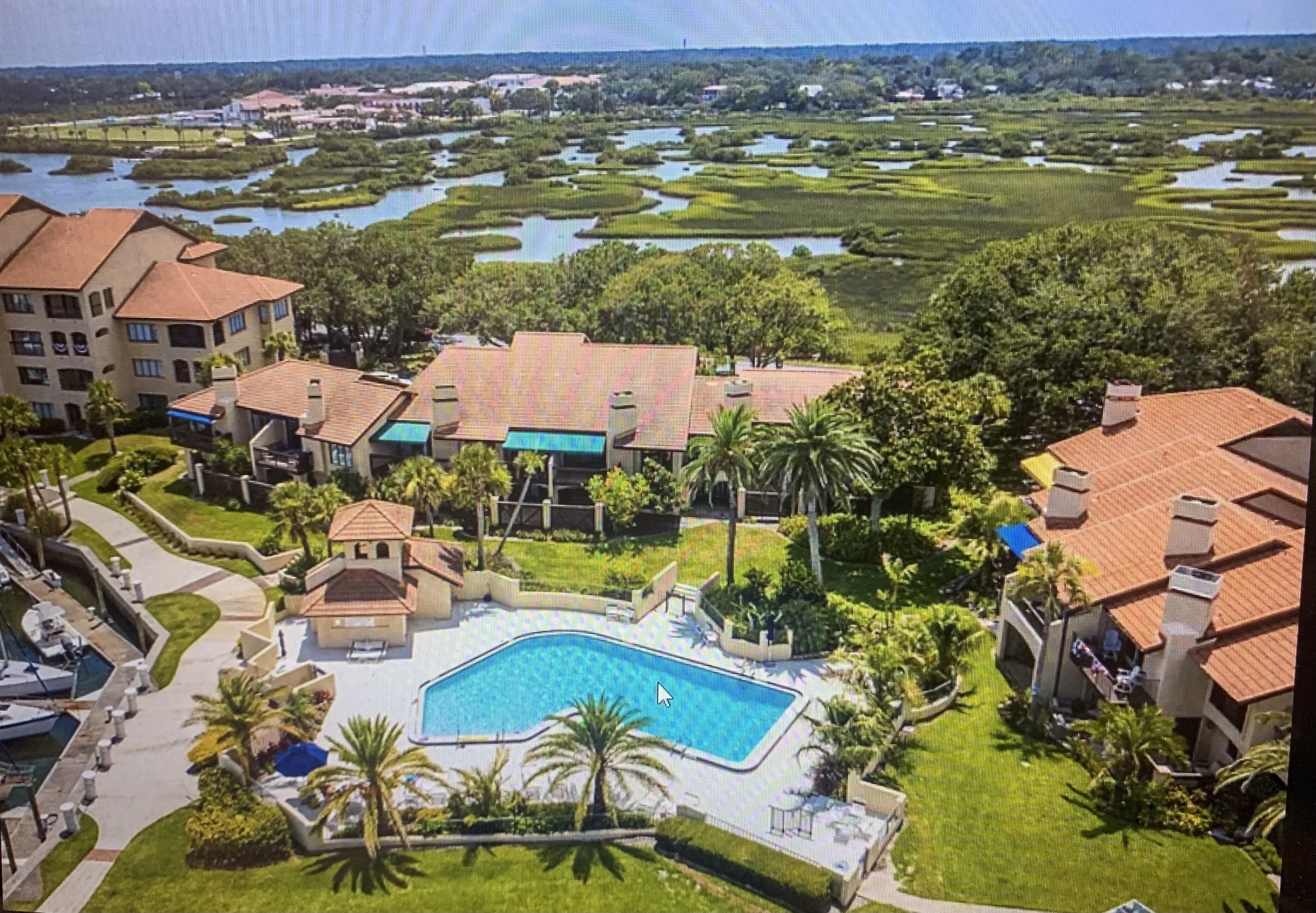 Community swimming pool with Bathrooms