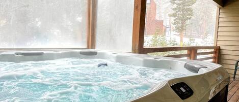 Tina de hidromasaje interior