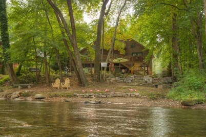 Luxury Cabin On The Chattahoochee River - Short Walk To Downtown Helen