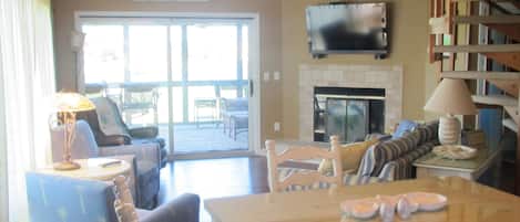 Smart TV, fireplace, DVD player, books
