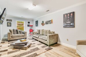 Televisio, työhuone