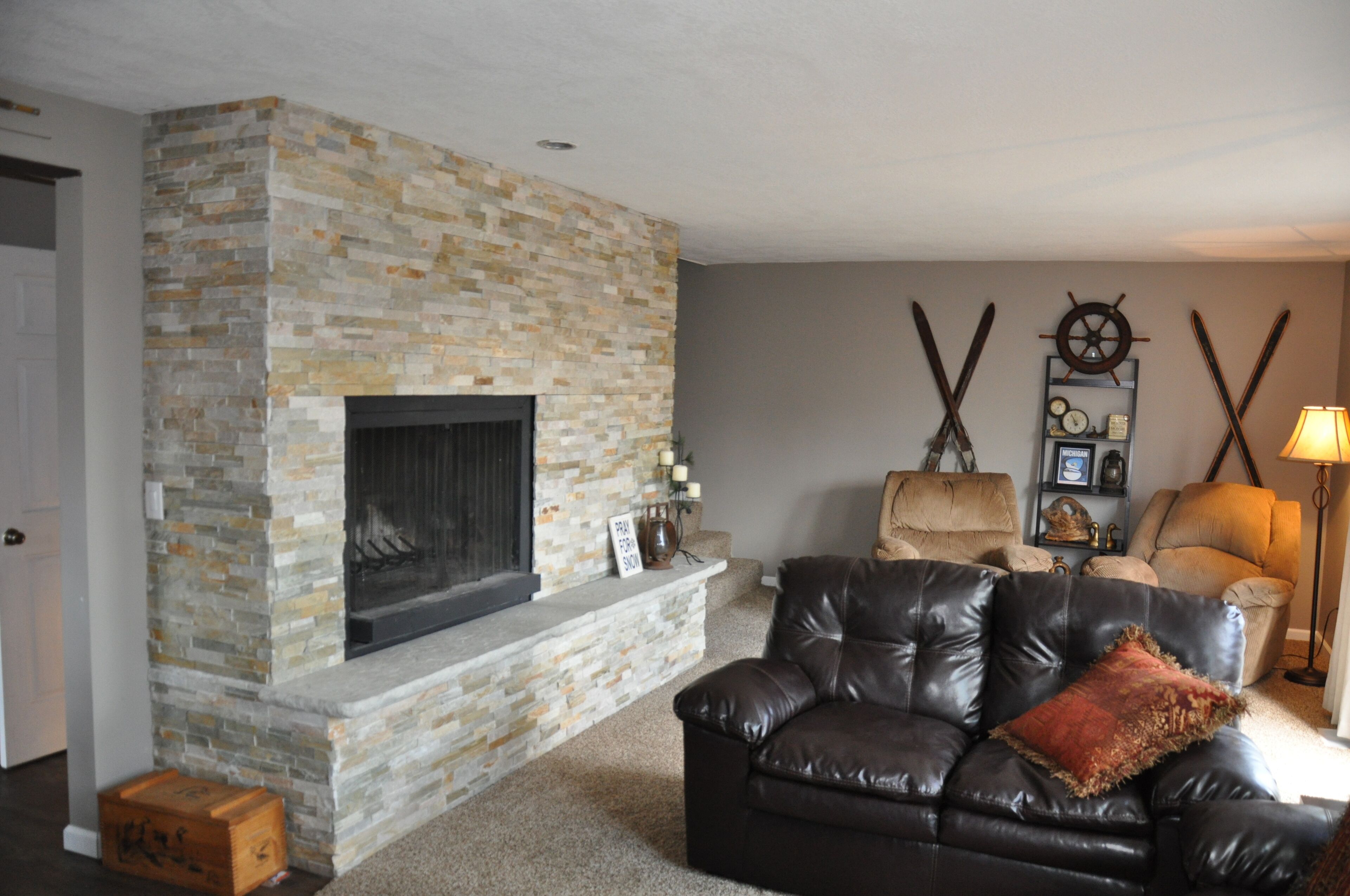 4 Bedroom, 2 Bath  Wooded Getaway