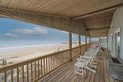 Beautiful OceanFront Home 4BR!  Large Covered Porch! Relax!