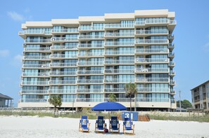 Exterior - Shoreham Towers II 9D Beautiful Oceanfront Views (North Myrtle Beach)