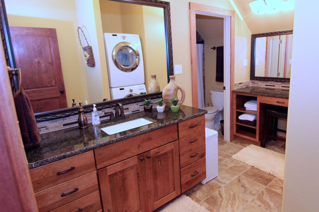 Restful oasis in the hills                                                     