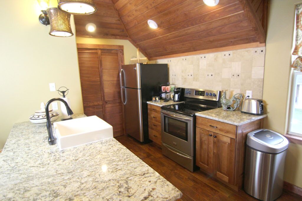 Restful oasis in the hills                                                     