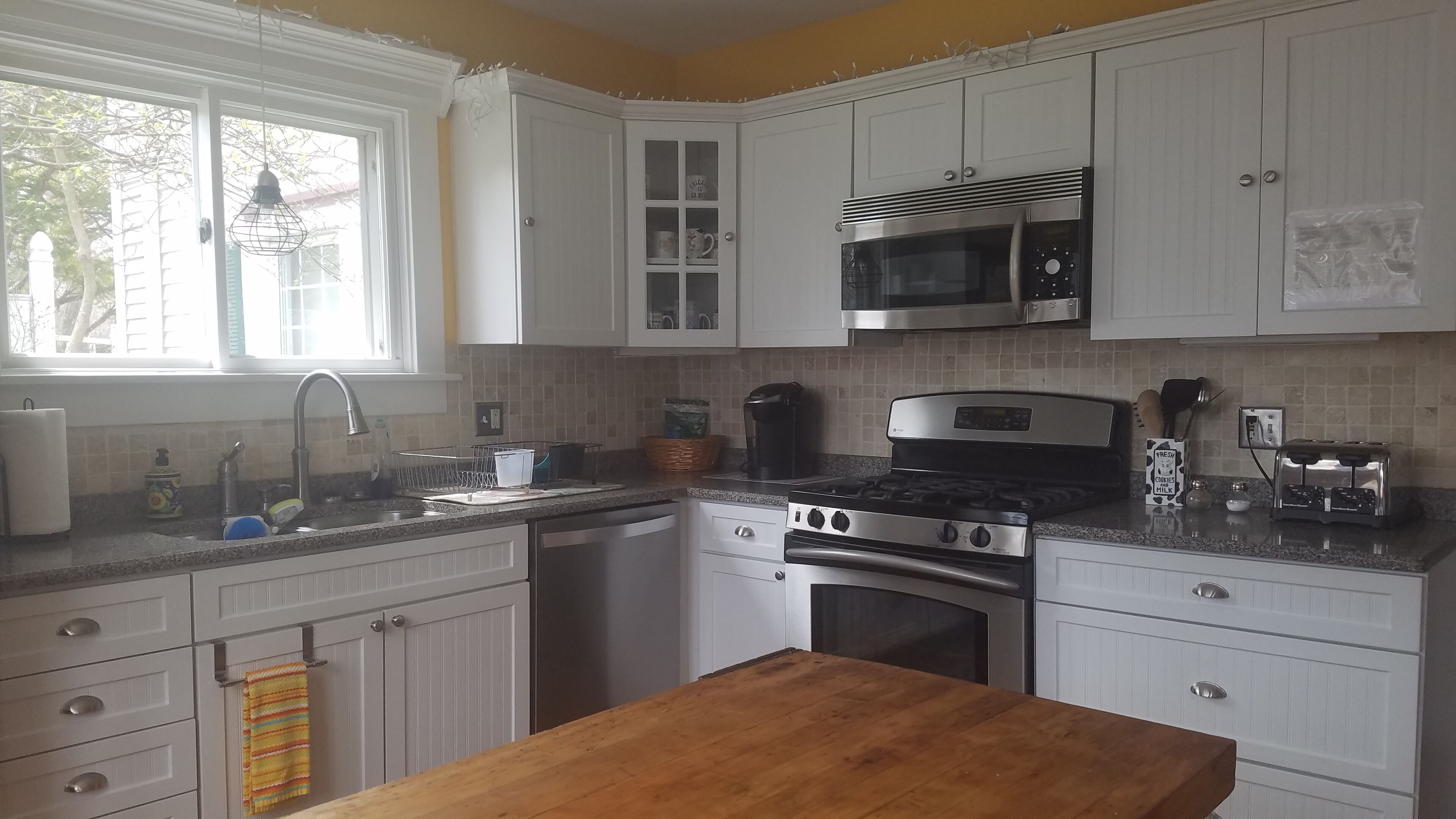 Big Family house close to everything!