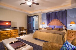4 bedrooms, iron/ironing board, WiFi, bed sheets - Beach Front Unit,  Ground Floor,  Walk to Beach and Restaurants,  Quiet Location (Punta Mita)