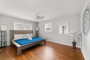 5 chambres, fer et planche à repasser, Wi-Fi, literie fournie