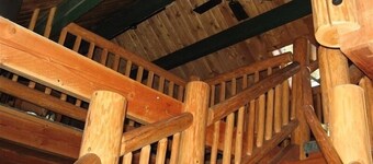 Sweet Huckleberry Cottage on Old Hatchery Lake