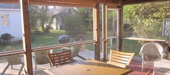 Premier St. Michaels Cottage - T. Blades House -  Walk to Everything in Town