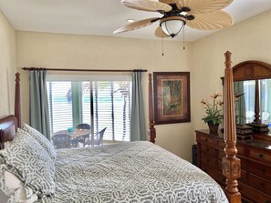 2 bedrooms, in-room safe, desk, iron/ironing board