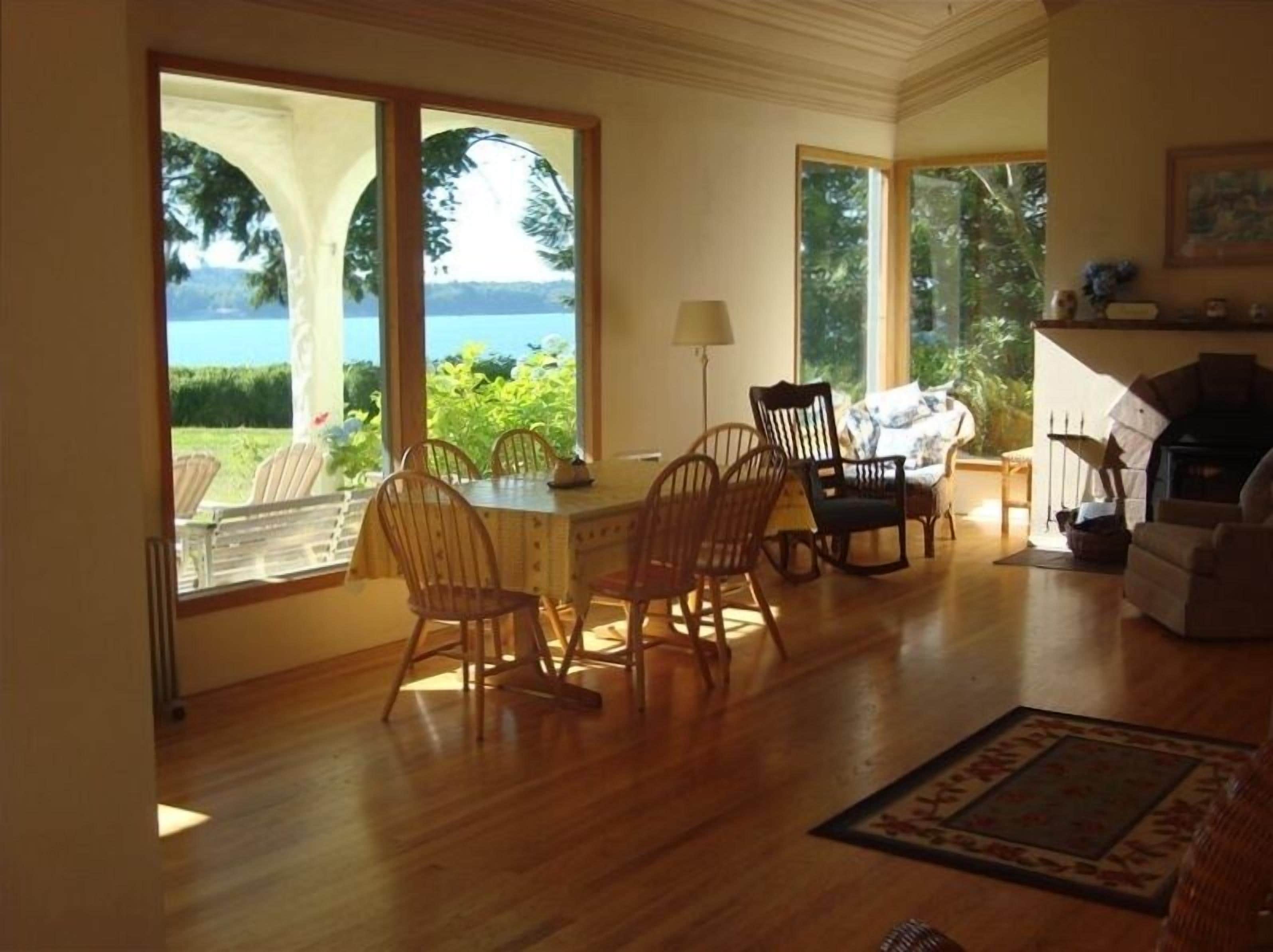 Charming Waterfront Home with Gorgeous View & Private Beach