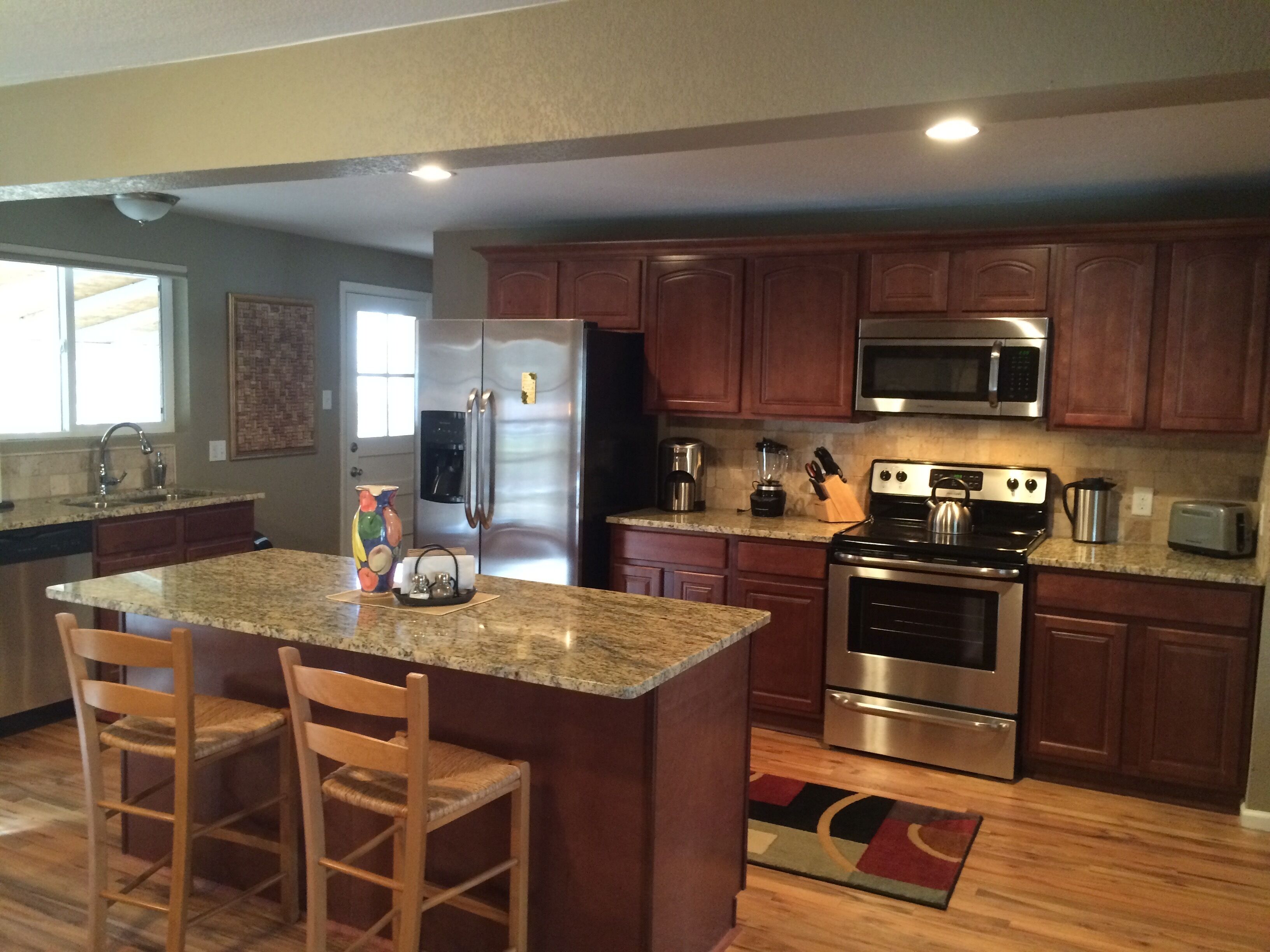 Gorgeous 5 bedroom ranch with beautiful upgrades