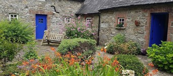 Casa de piedra bellamente restaurada y amueblada 