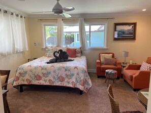 In-room safe, desk, iron/ironing board, free WiFi