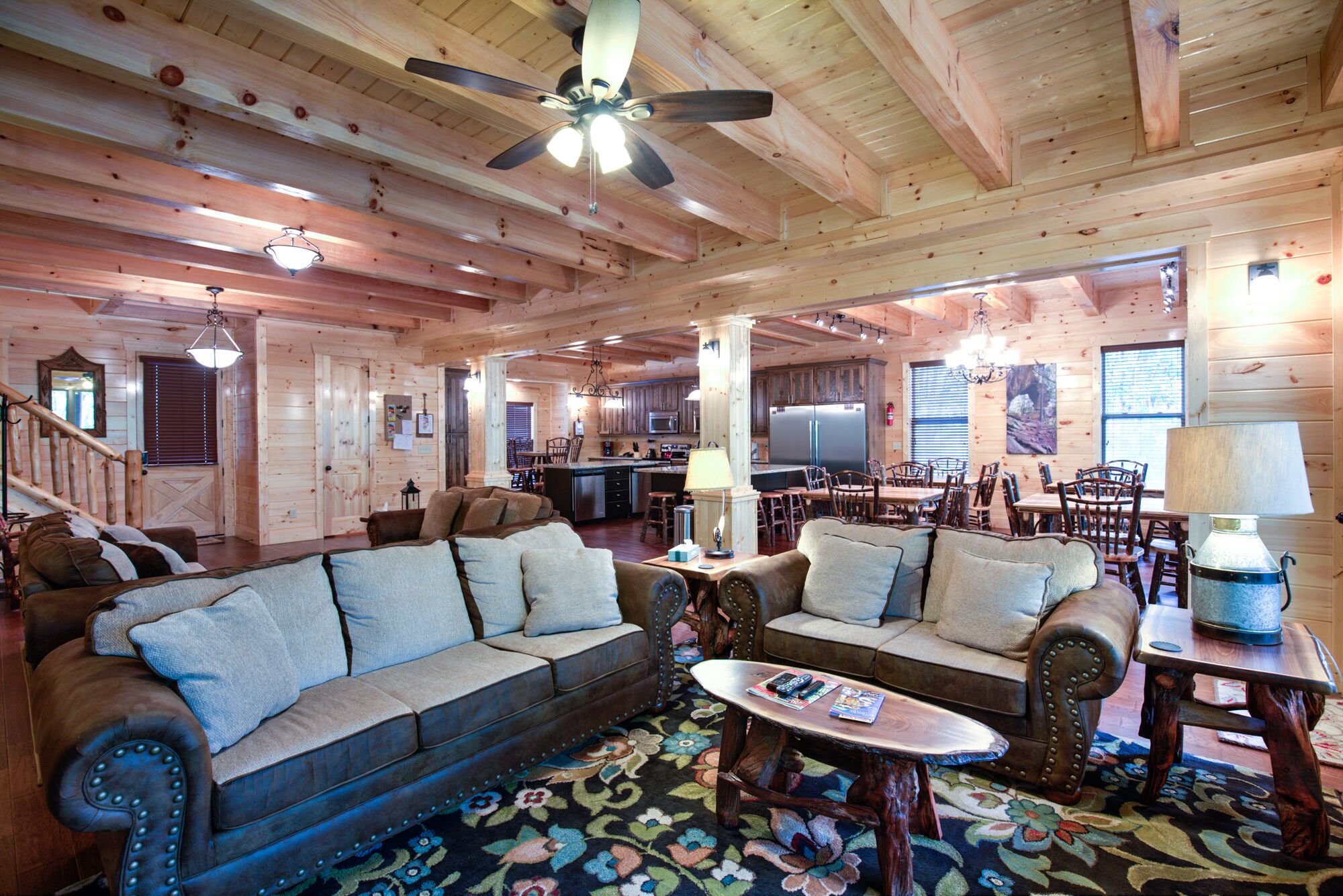 Cliffview Lakeside - 12 BR Lodge at Cliffview Resort - Brand New!