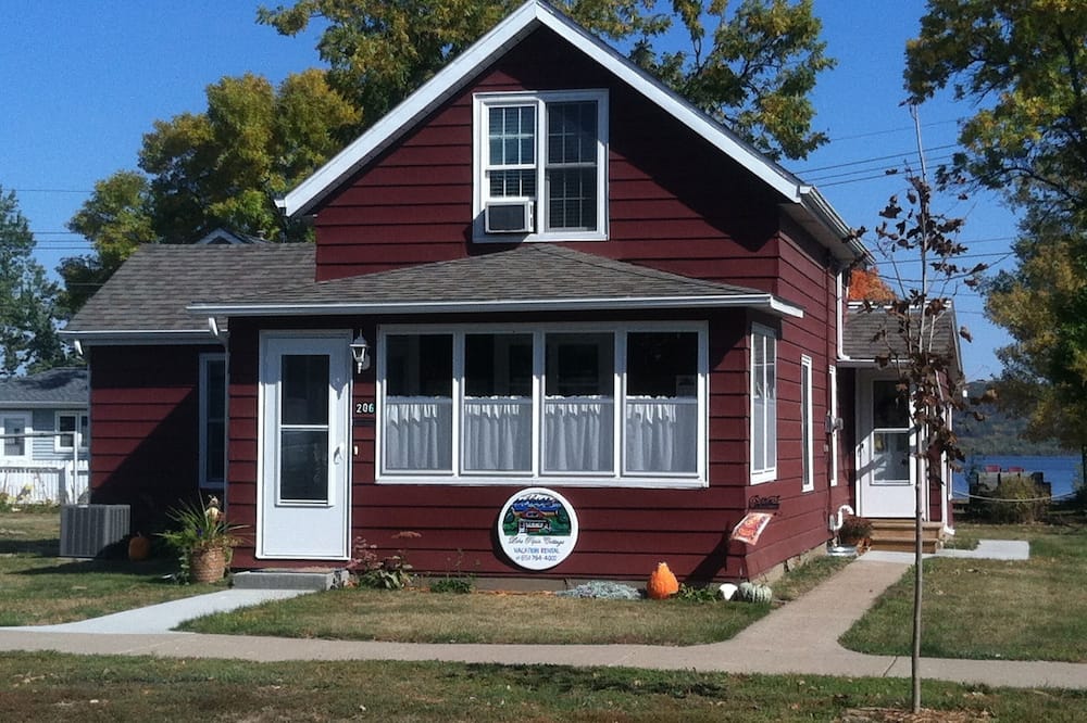 Lake Pepin Airbnb & Cheap Cabin Rentals from 75 AirCabins