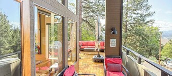 The Executive Lodge up in the West Hills and is 2 miles from downtown Bend.