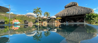 360 grados de vista en esta increíble casa estilo Balines