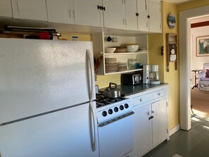 冰箱、烤箱、炉灶、茶具/咖啡用具