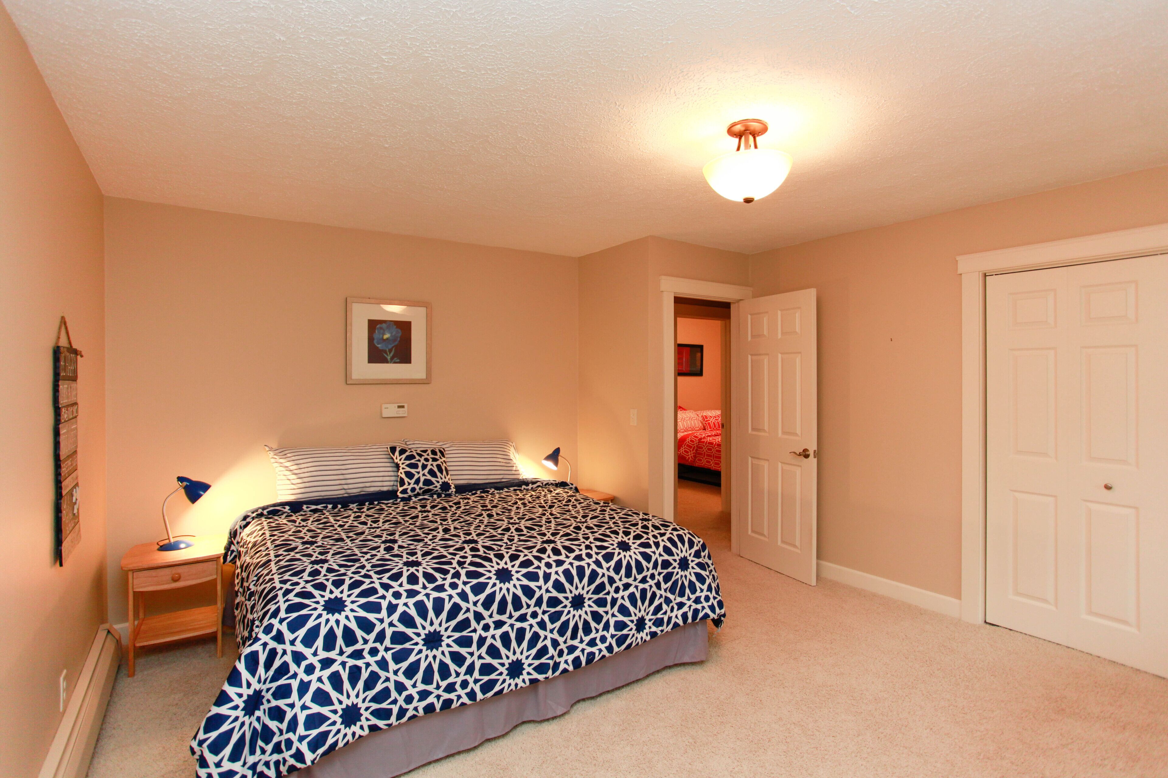 Glenn Retreat by the Lake