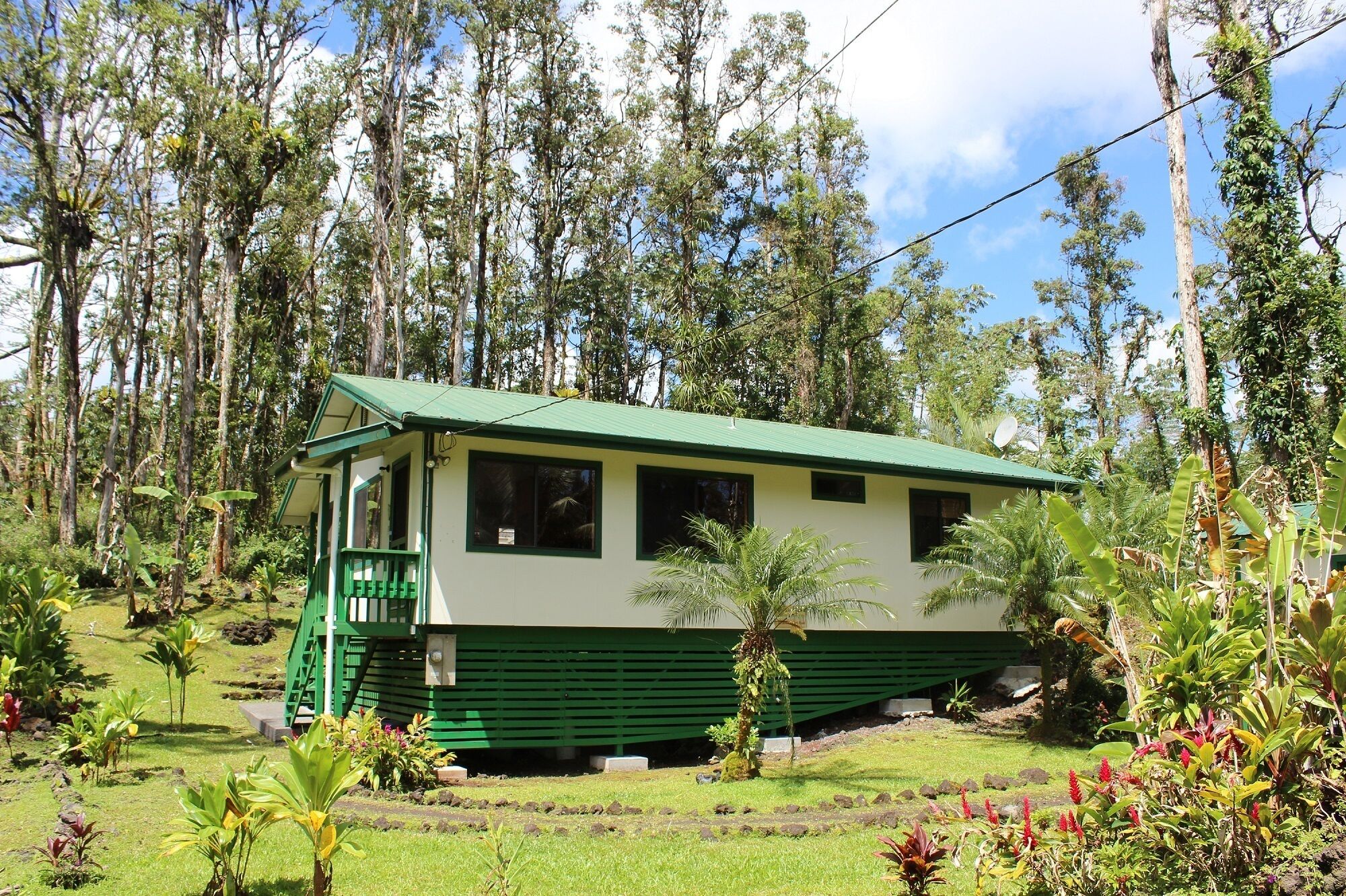 Hale Ohia Nui Relax in complete privacy in a tropical forest