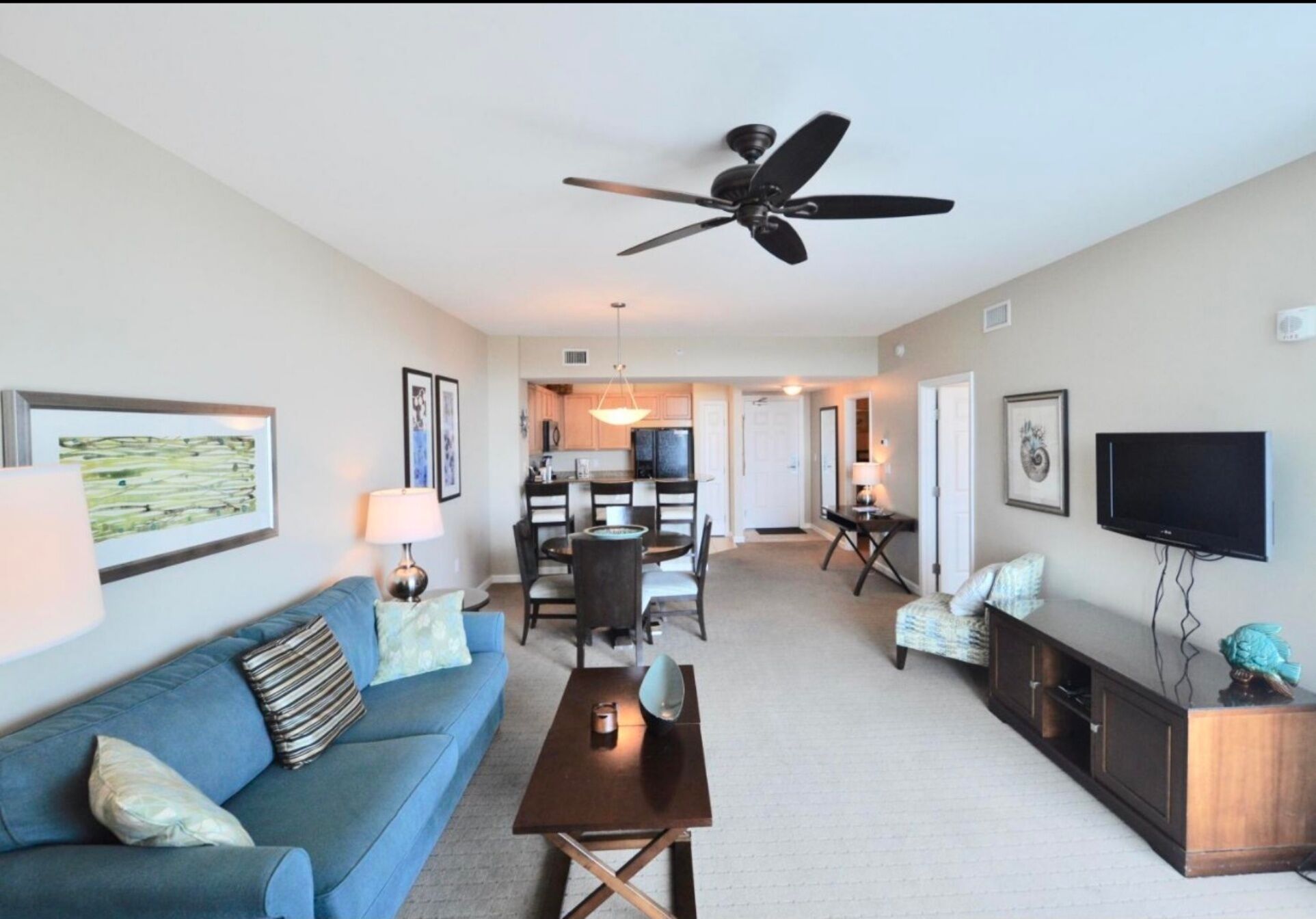 Top Floor Luxury Penthouse Condo with Ocean and Bay View