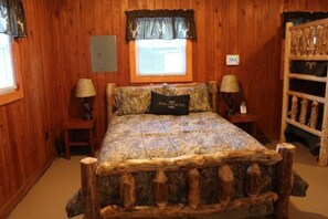 1 bedroom, free WiFi, bed sheets - Secluded Cabin Retreat with Hot Tub, for Family Get Away (orangeburg)