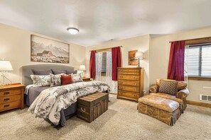 6 多间卧室、客房内保险箱、熨斗/熨衣板、免费 WiFi