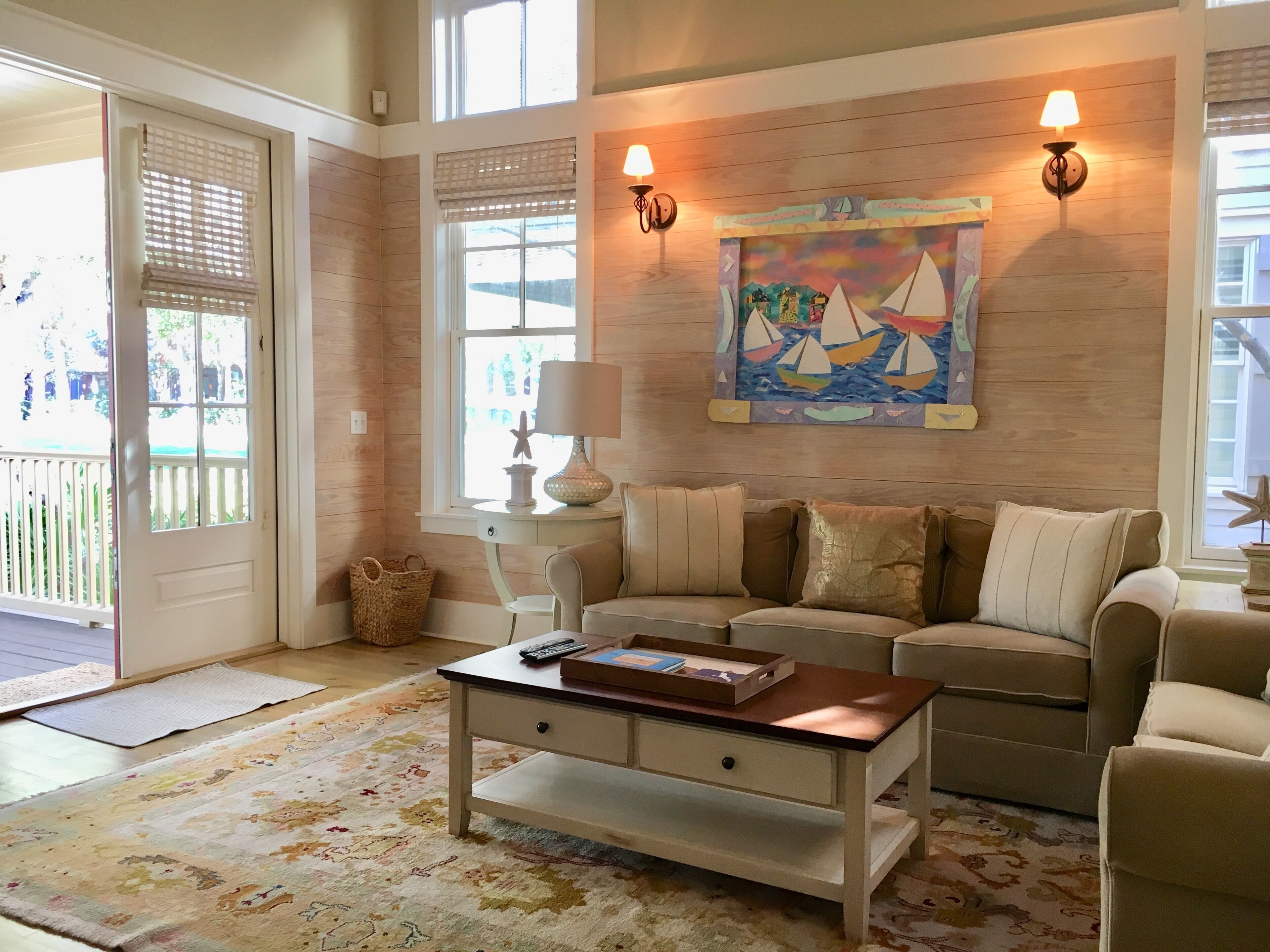 80-Buttercup ST.-PARK DIST.WALK TO BEACH-PRIME LOCATION-4 BIKES INCLUDED