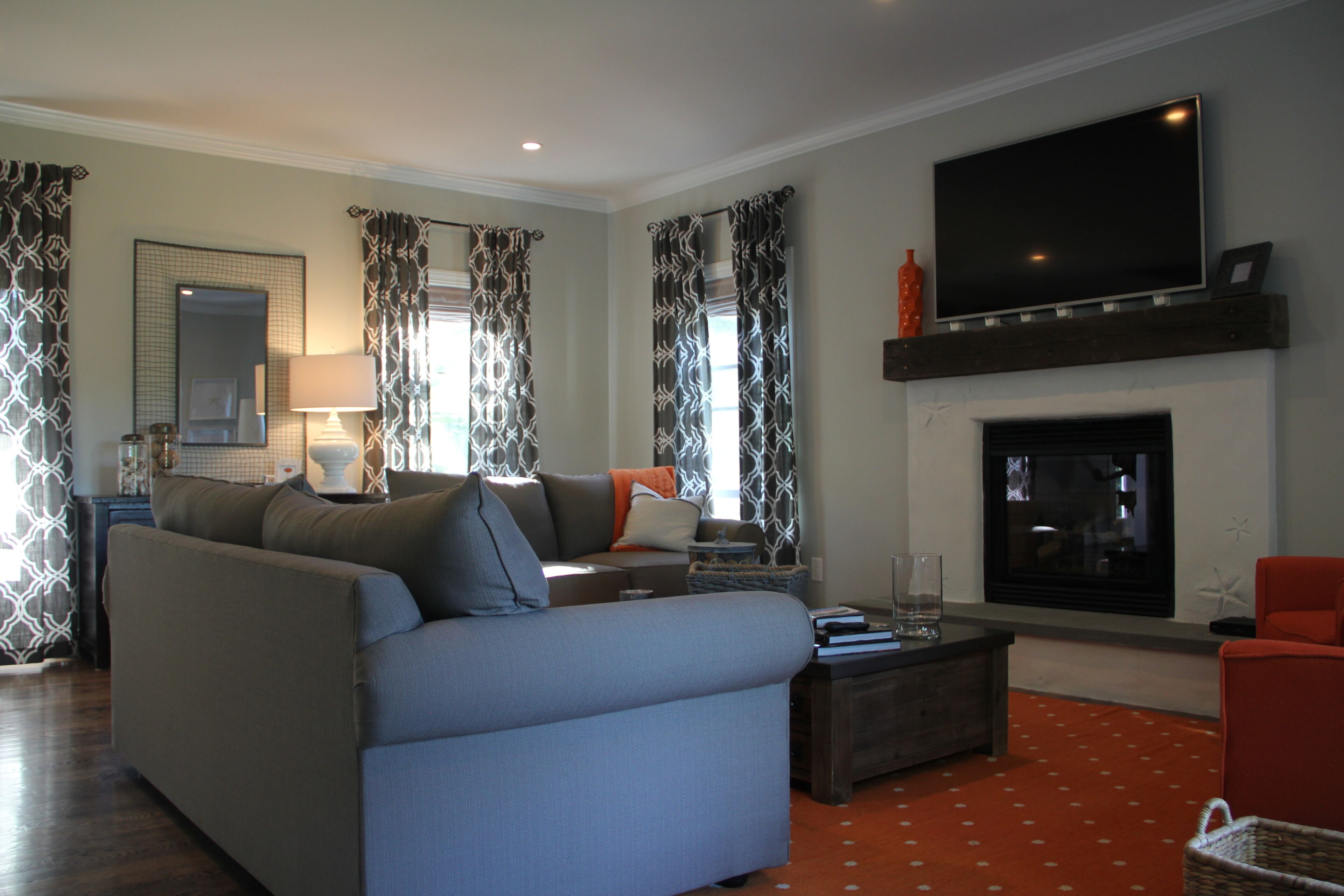 Immaculate, family-friendly centrally located 3bdrm home in Edgartown. Bike path