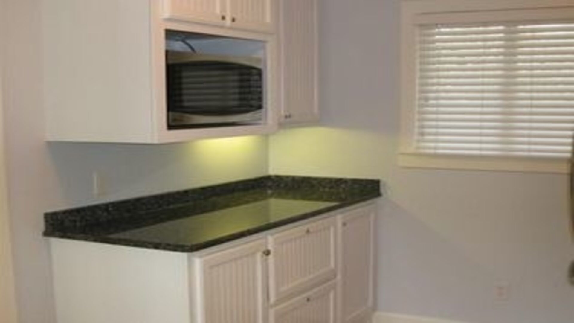 4 Bedroom, 3 bath Oceanview Villa - Gated Community