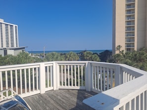 Property grounds - 4 Bedroom, 3 bath Oceanview Villa - Gated Community (Myrtle Beach)
