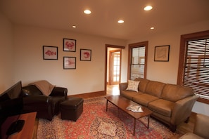 Smart TV, DVD player, video library